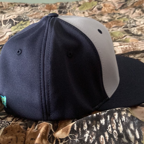 Hat - Picture 4 of 4